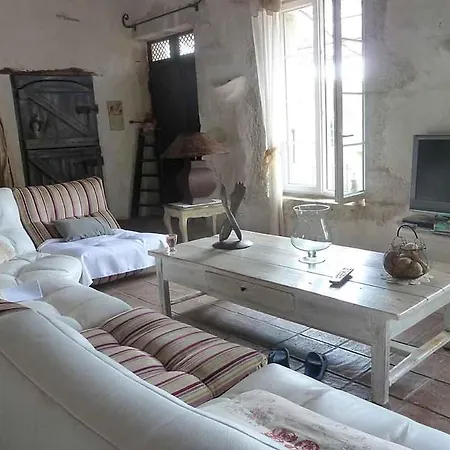 Sleeps 10 Pool * Puimisson